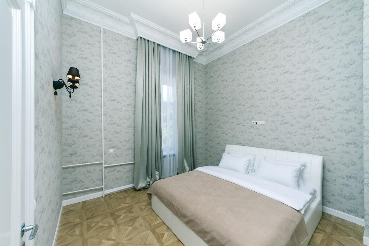 Vip Apartment Near Kreschatyk, 31А Pushkinska Street Κίεβο Εξωτερικό φωτογραφία