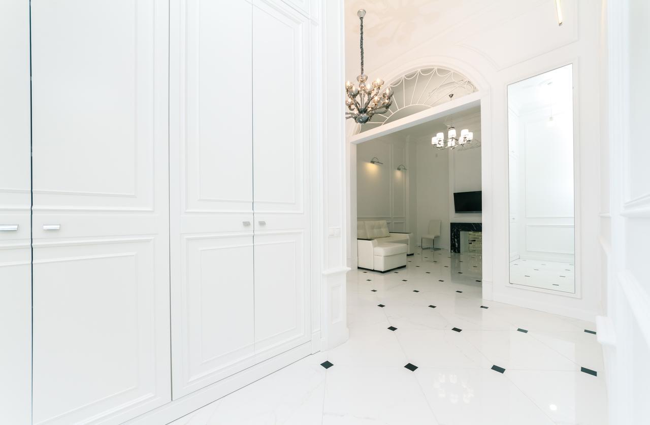 Vip Apartment Near Kreschatyk, 31А Pushkinska Street Κίεβο Εξωτερικό φωτογραφία